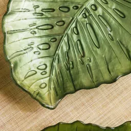 Pure Home and Living Green Glass Decorative Platter image 3