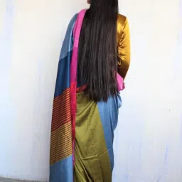 Chidiyaa Blue & Red Striped Handwoven Holi Saree image 3