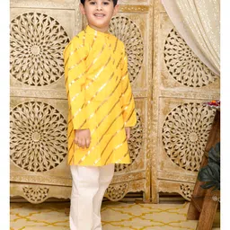 Saka Designs by Sapna Foil Printed Full Sleeves Kurta & Pyjama - Yellow & Gold image 4