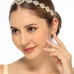 OOMPH Kundan Studded Head Chains Head Jewellery image 1