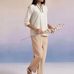 Jaipur Kurti Off-White Cotton Embroidered Top image 3