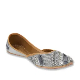 Metro Women's Silver Slip-on Shoes image 3