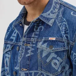 Wrangler x Hot Wheels Mid Blue Regular Fit Printed Denim Jacket image 3