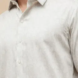 Code By Lifestyle Beige Cotton Slim Fit Printed Shirt image 4