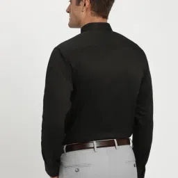 Peter England Black Cotton Regular Fit Printed Shirt image 2