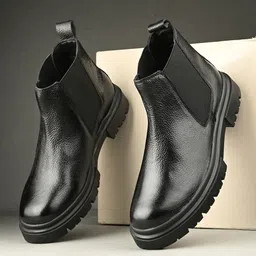 The Roadster Lifestyle Co Men Block-Heeled Chelsea Boots-picture-20