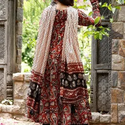 FANCYNINE Floral Printed Long Sleeves Anarkali Kurta With Trousers & Dupatta image 5