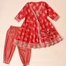 THE WEAVERS SHOP BY RAAVI Girls Floral Printed Cotton A-Line Kurta with Pyjama image 2