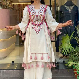 HERE&NOW Women Ethnic Motifs Embroidered Regular Mirror Work Kurta with Palazzos image 2