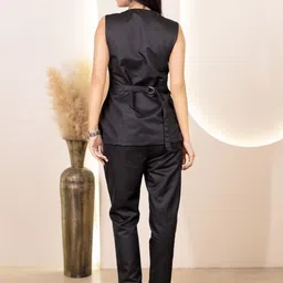 HUESION V-Neck Waistcoat With Trousers Co-Ords image 4