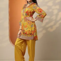 Libas Women Floral Printed Regular Mirror Work Kurta with Palazzos & With Dupatta image 2