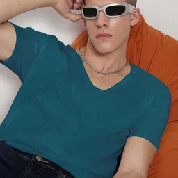 Men Solid V Neck Cotton Blend Blue T-Shirt-image-88