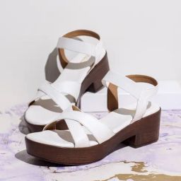 Inc.5 Women's White Cross Strap Sadals-picture-6