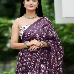 Saree Mall Maroon Printed Sarees With Unstitched Blouse image 4