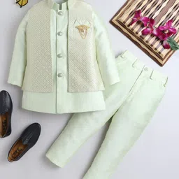 Ahhaaaa Silk Blend Full Sleeves Solid Kurta & Pant With Floral Embroidered Jacket Set - Light Green-picture-31