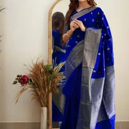 TheWonderWorld Woven Design Zari Silk Blend Handloom Banarasi Saree image 2
