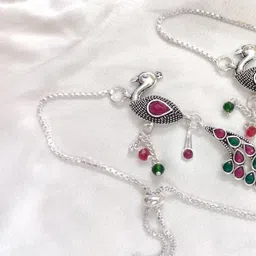 Lovemi Movements Peacock Design Anklets, Silver-Plated, Red & Green Beaded image 4