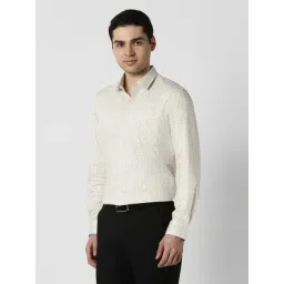 Peter England Beige Cotton Regular Fit Printed Shirt image 3