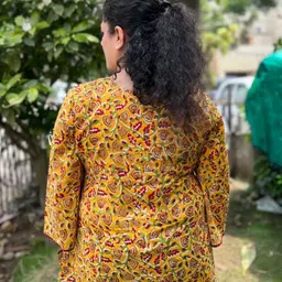 SHRIYANI Floral Printed Pure Cotton Kurti image 4