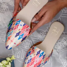 Glam Story Women's Indie Pop Multicolored Mule Shoes-image-7