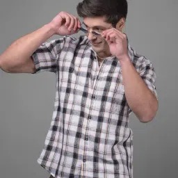 Crimsoune Club Peach Slim Fit Chequered Shirt-image-34