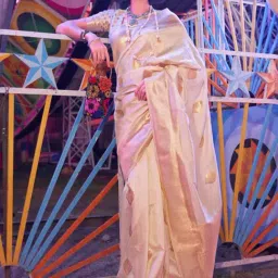 Elora Beige Silk Woven Saree With Unstitched Blouse-picture-22