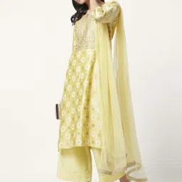 Rangmanch by Pantaloons Yellow Embroidered Kurta Palazzo Set With Dupatta-image-28