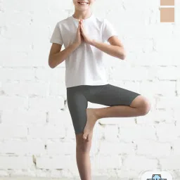 TWIN BIRDS Kids Beige & Grey Solid Shorts (Pack Of 3) image 4