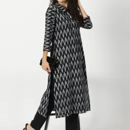 Saffron Threads Black Ikkat Print Straight Kurta image 4