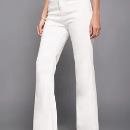 Miss Chase Women Bootcut High-Rise Light Fade Stretchable Jeans image 2