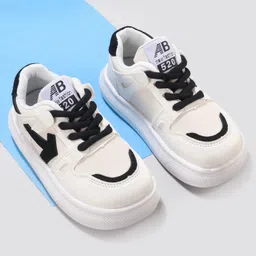 Oh! Pair Laced Up Sneaker Shoes Solid Colour - Black image 1
