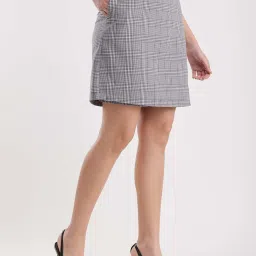 Fablestreet Grey Chequered A-Line Skirt image 4