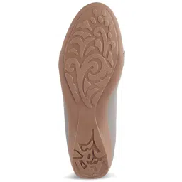 Tresmode Women's Grey Flat Ballets image 4