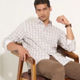Peregrine By Pantaloons White Cotton Regular Fit Printed Shirt image 4