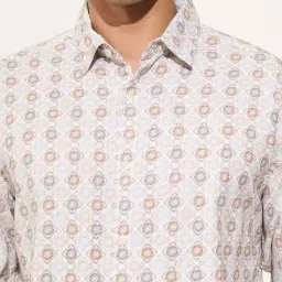 Peregrine By Pantaloons White Cotton Regular Fit Printed Shirt image 5