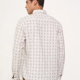 Peregrine By Pantaloons White Cotton Regular Fit Printed Shirt image 2