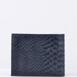 El'Curio Men Textured Leather Two Fold Wallet image 2