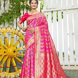K 5 Fashion Floral Zardozi Pure Silk Banarasi Saree-picture-21