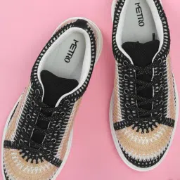 Metro Women's Black Sneakers-picture-25