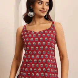 Libas Red Printed Tunic image 4