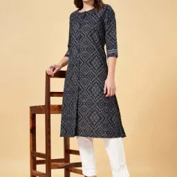 Rangmanch by Pantaloons Black Cotton Printed A Line Kurta image 4
