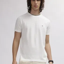 GANT Solid Round Neck Regular Fit T-Shirt-image-39