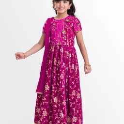 EARTHY TOUCH Velvel Woven Half Sleeves Choli Lehenga & Dupatta Set with Floral Sequin Embroidery & Foil Print - Dark Pink image 2