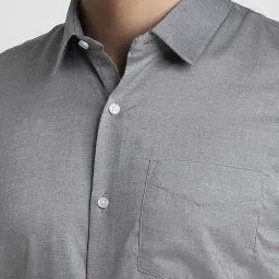 Peter England Grey Cotton Slim Fit Texture Shirt image 4