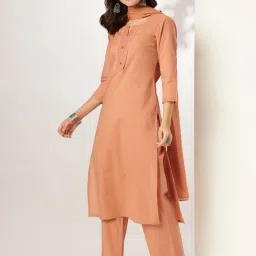 Janasya Rust Kurta Set image 4