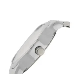 Titan Karishma NS1580SM03 Analog Watch for Men image 4