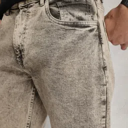 WROGN Men Anti Fit Heavy Fade Stretchable Jeans image 2