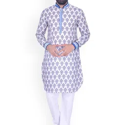 Manu Men Off-White & Navy Blue Printed A-Line Kurta-picture-14