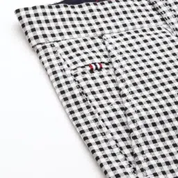 SHOWOFFFF White Regular Fit Check Shorts image 4