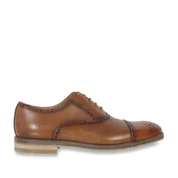 Clarks Men's Oliver Limit Tan Brogue Shoes-image-70
